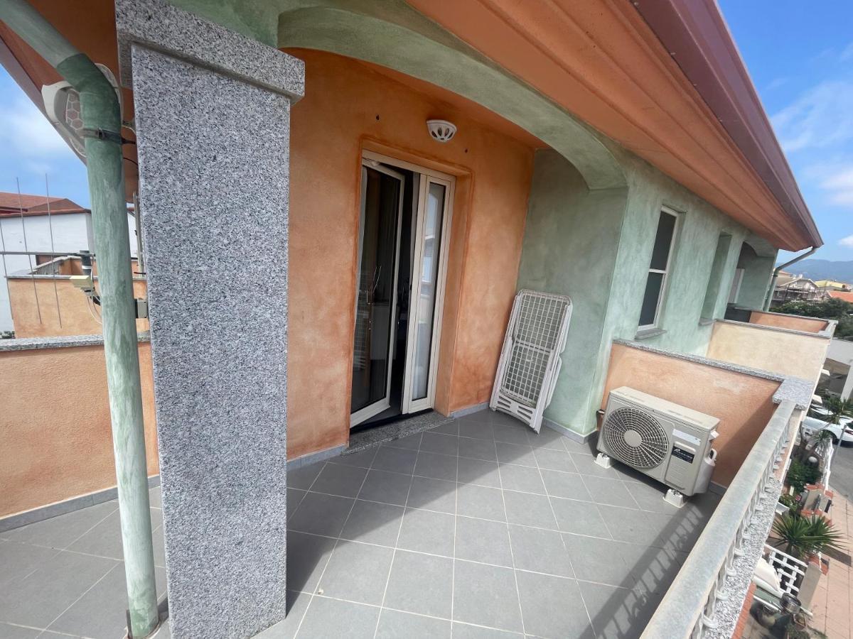 Mansarda San Pietro Apartment Valledoria  Exterior photo